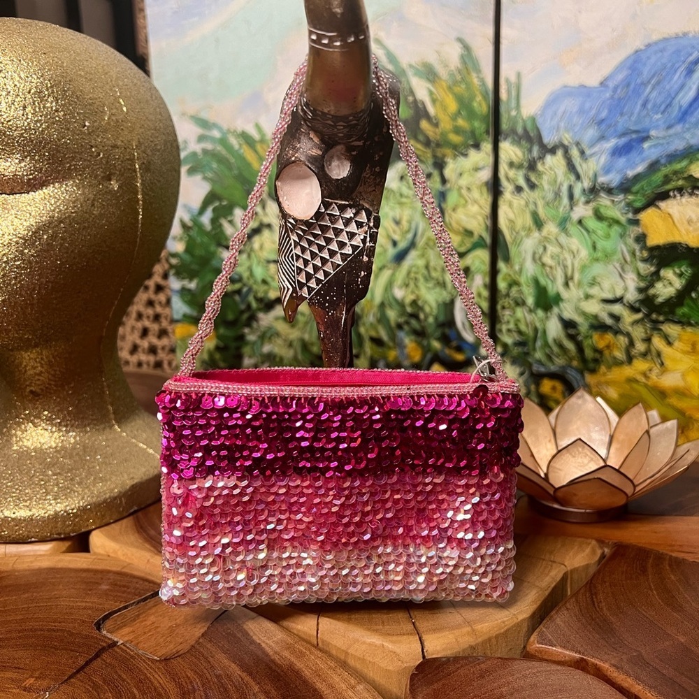 Dover Kidz, pink ombre, beaded wristlet.